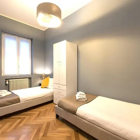 Apartment Heart Duomo District Mailand