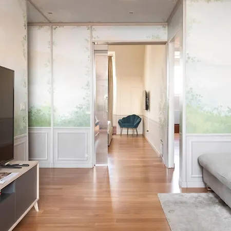 Heart Duomo District * ミラノ