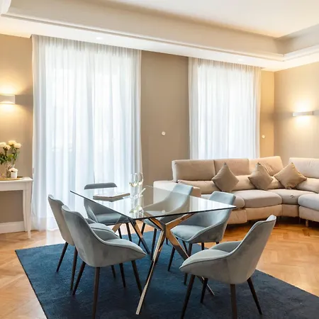 Heart Duomo District Apartment